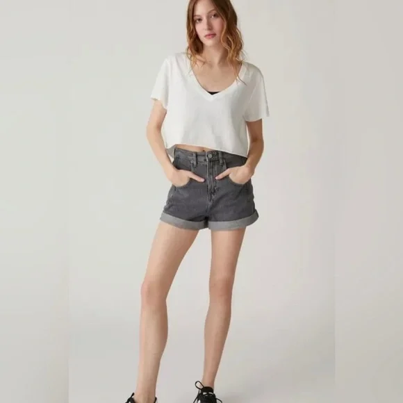 BDG Carrie Denim Shorts Size 30 - Picture 1 of 6